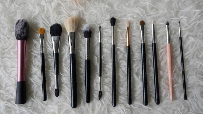 brush1.jpg