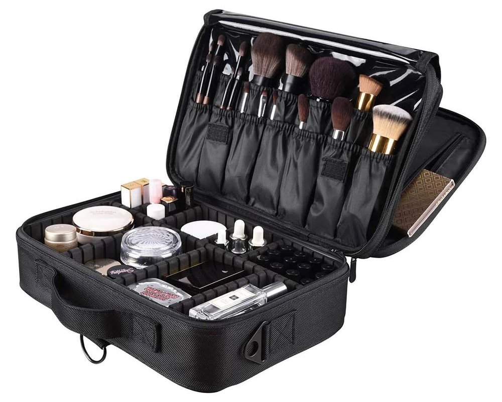 online-makeup-academy-makeup-case.jpg